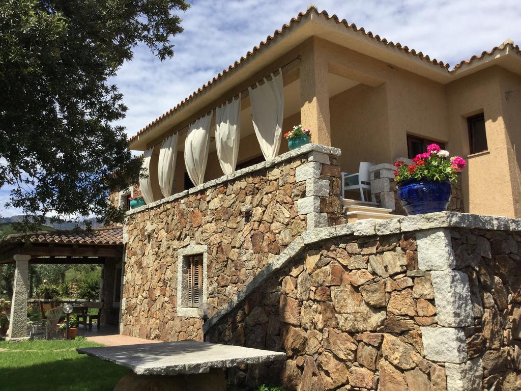 Il Giardino Di Daniela Bed & Breakfast San Teodoro  Exterior foto