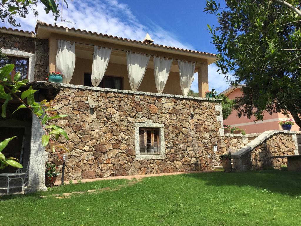 Il Giardino Di Daniela Bed & Breakfast San Teodoro  Exterior foto