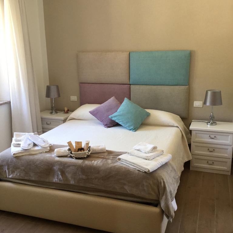 Il Giardino Di Daniela Bed & Breakfast San Teodoro  Exterior foto